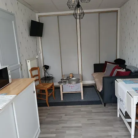 De L Amboise Apartment